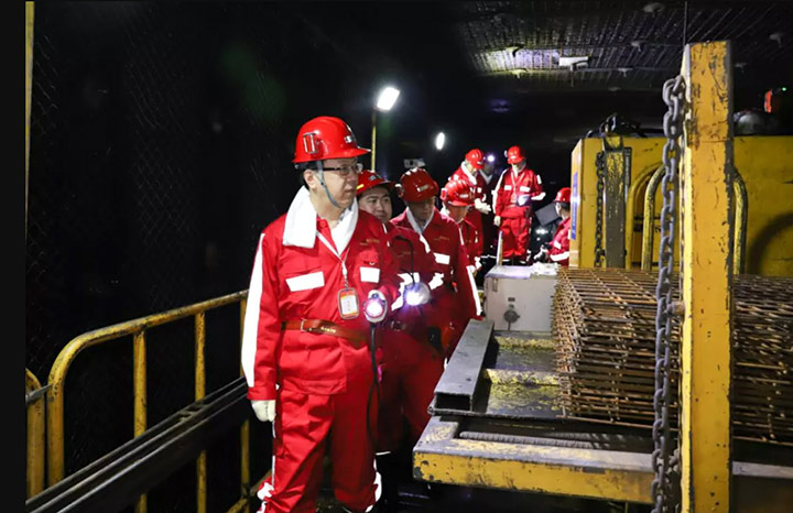 Intelligent mining and smelting operations